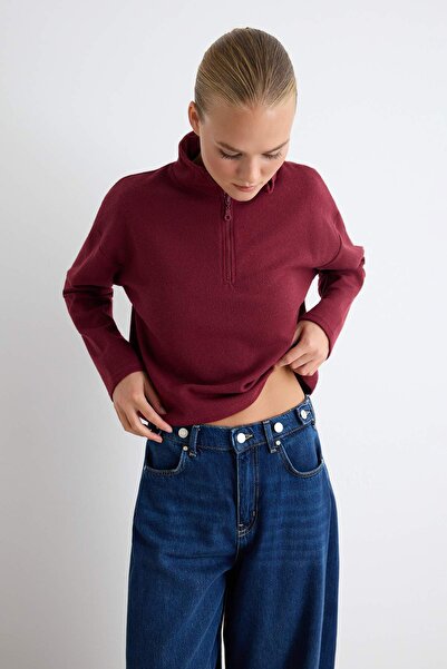 Trendyol Kollektion Bordeauxrotes Strick-Sweatshirt „Thessaloniki“ in Stricko...