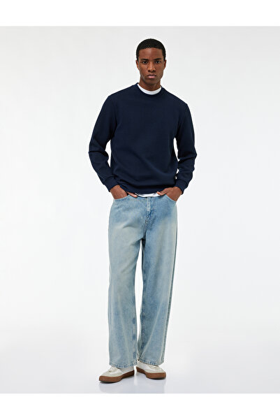 Koton Textured Long Sleeve Basic Crew Neck Sweatshirt