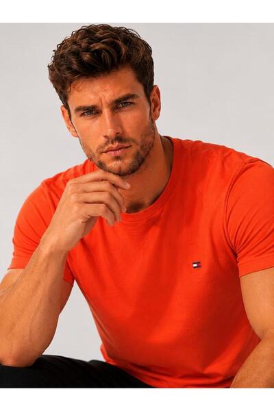 Tommy Hilfiger MEN'S SLIM FIT T-SHIRT