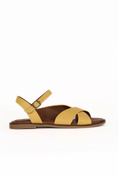 Bueno Shoes صندل نسائي مسطح من الجلد باللون الأصفر 01wa5703