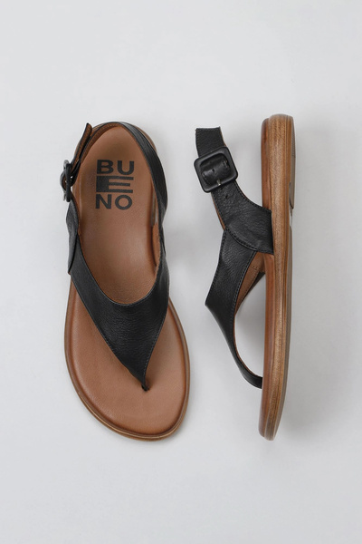 Bueno Shoes Czarne skórzane klapki damskie 01wy8807