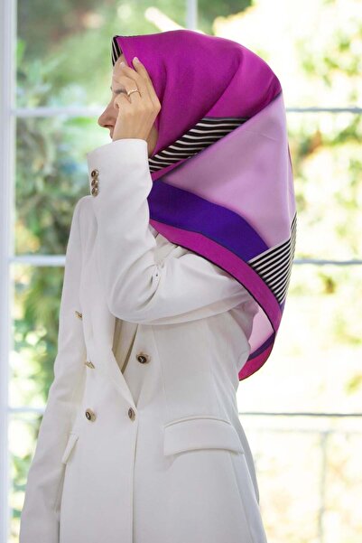 Vissona %100 Twill İpek Çizgili ve Geometrik Desenli Fuşya - Mor Renkli 90x90...