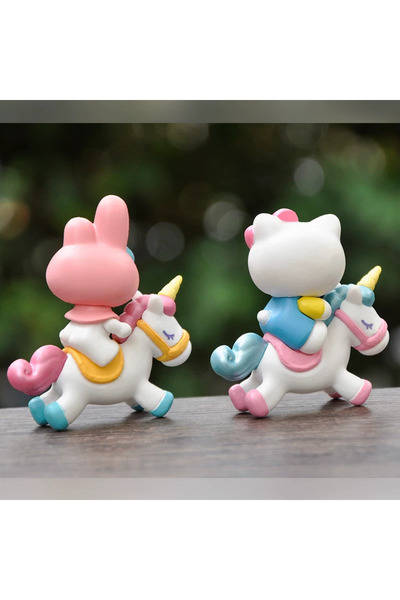 Bakmakistersen Sanrio Kuromi My Melody Cinnamoroll Mini Anime Figür Oyuncak Masa Süsü Hediyelik (6-8 cm) 1 ADET