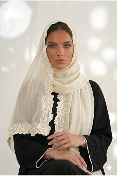 Veil Designer Pualnatez Rose Embroidery Pattern on Three Sides of the Pattern...