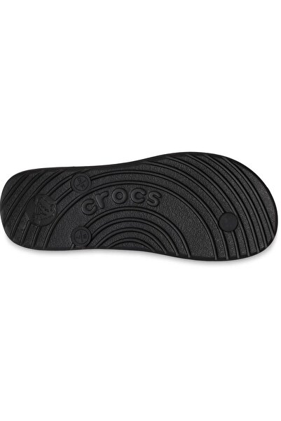 Crocs شبشب Flip 210089-001 للجنسين بشعار مخطط ومريح ونعل داعم