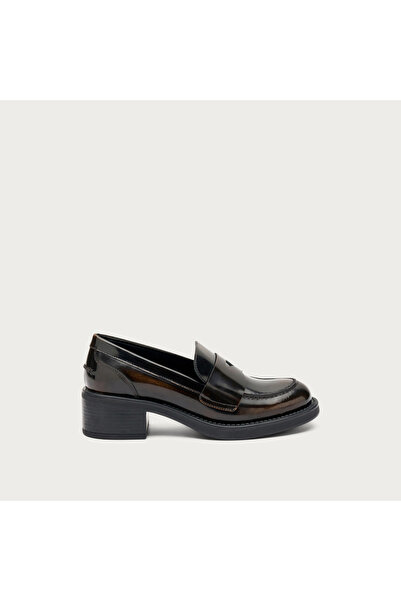 Frau Women's / Girls' Classic Shoes 82U1 Brush Tortora