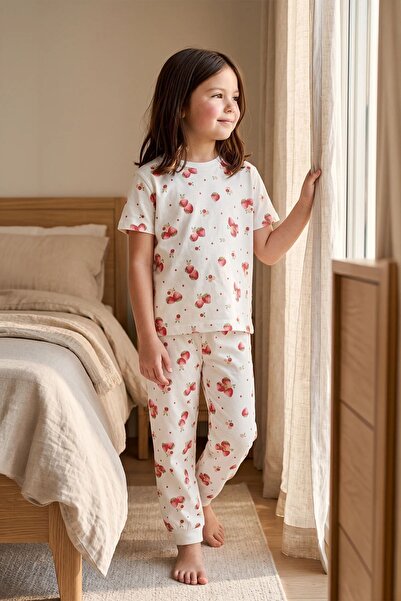 ZUZUNGA Strawberry Patterned Short Sleeve 100% Cotton Girls' Pajama Set