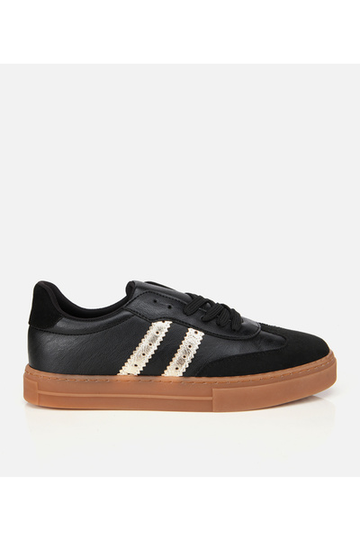 Hotiç Women's Black Flat Sports Shoes