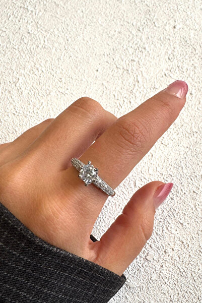Leo'Stone Premium Series Royal Promise Half Round Stone Single Stone Design A...