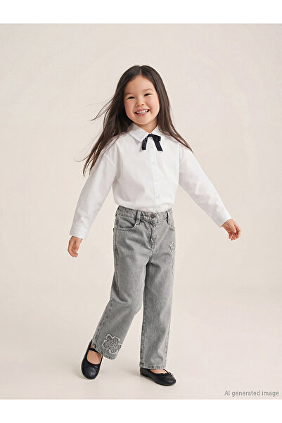 LC Waikiki Nevavm Straight Fit Embroidered Girls' Jean Pants with a Difference