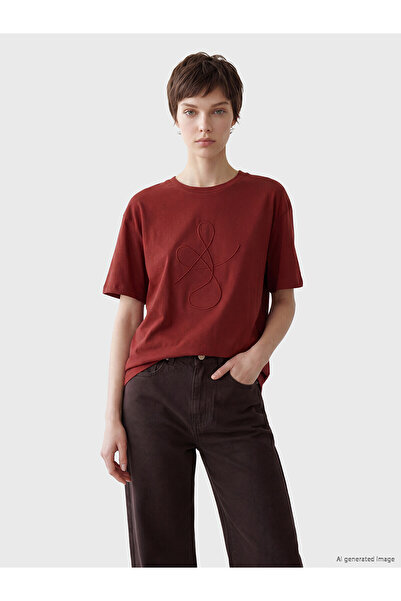 LC Waikiki Trendlucky Embroidered 100% Cotton Women's T-Shirt with a Difference
