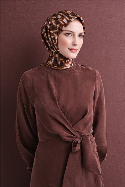 Armine وشاح حريري من دي جي ساف 9623D (T) 33