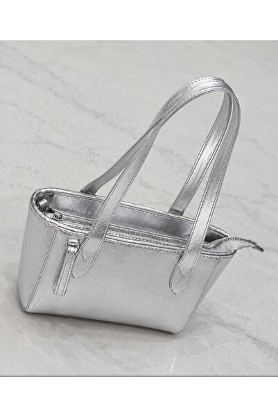 GlowSa Women's Handbag and Shoulder Bag Silver Color