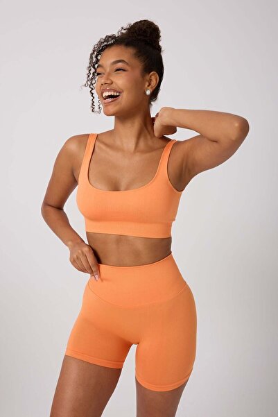 Wooster Kadın Turuncu Toparlayıcı Push Up Kısa Spor Biker Tayt