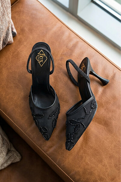 Fox Shoes Y752276315 حذاء نسائي بكعب رفيع مطرز بالخرز الأسود