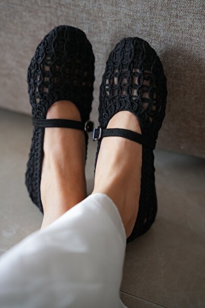 selin shoes Serisse Ayarlanabilir Toka Detaylı Örgü Kadın Babet- SİYAH
