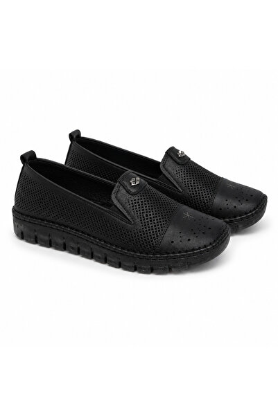 PATRON SHOES حذاء نسائي يومي من الجلد الطبيعي بنعل طبي مريح ومضاد للانزلاق