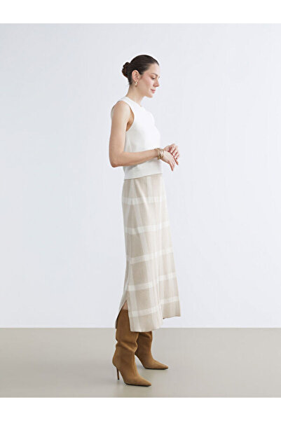 LC Waikiki Plaid A-Line Knit Skirt with Elastic Waistband