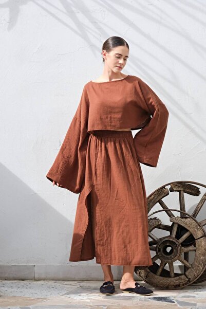AWOONN Raw Linen Bohemian Blouse Slit Skirt Set