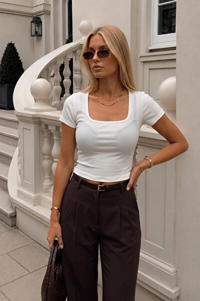 Asfaha Fashion Kadın Beyaz Kare/U Yaka Fitilli Kısa Kollu Crop Bluz