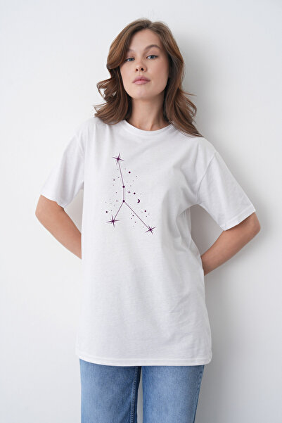 TREND EMMODA Tricou casual alb cu gât rotund, cu imprimeu cu tematică astrolo...