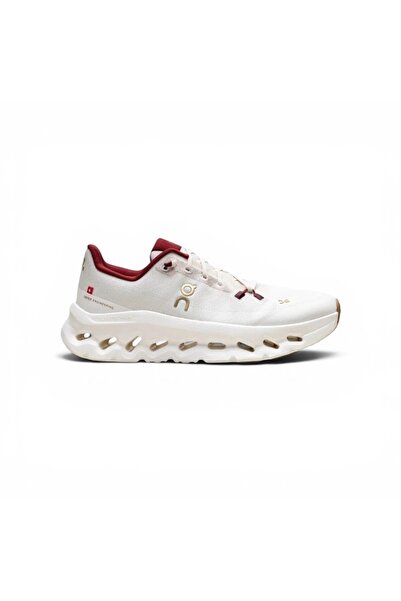 NEW On cloudtilt sneakers ivory/Pearl