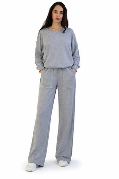 ZAYA Modern grey women's tracksuit – Casual loose set with oversized blouse a...