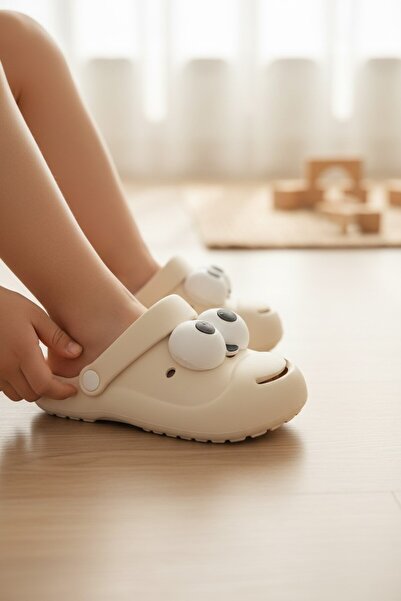 enoch Children's Comfortable Cross Slippers with Eye Detailing, Fun and Anima...