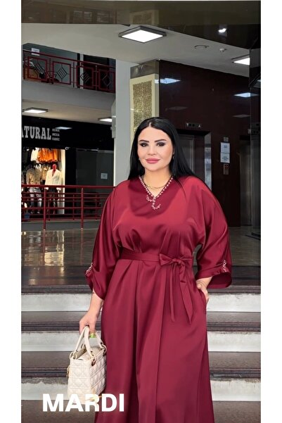 mardi exclusive Women's Plus Size Embroidered V-Neck Satin Long Dress