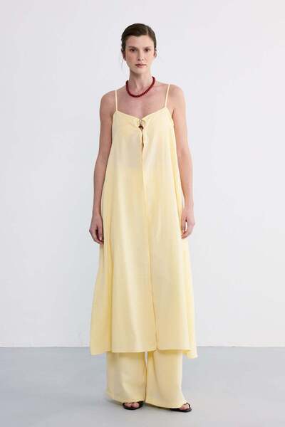 FACETTE Lace Midi Cape Yellow