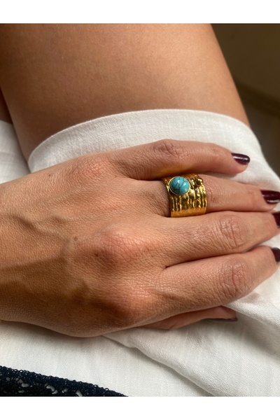 Atelier Licia Vintage Adjustable Ring with Turquoise Stone Detail