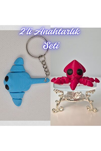 3DAtölyeMaker Light Blue Flexible Stingray and Fire Red Squid Keychain