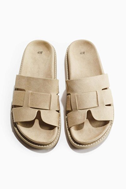 H&M صنادل منزلقة