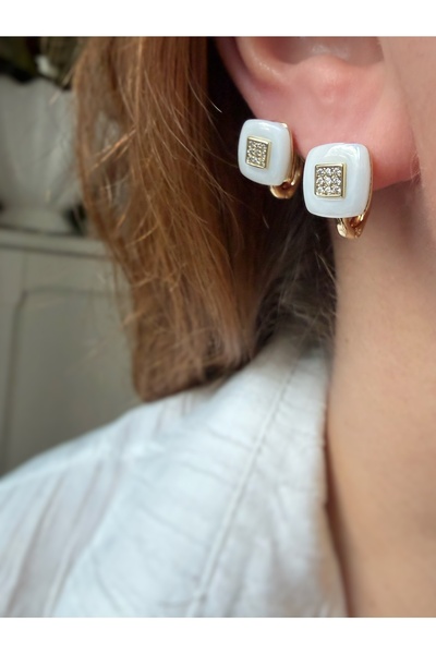 ToffyStore White Square Detailed Earrings