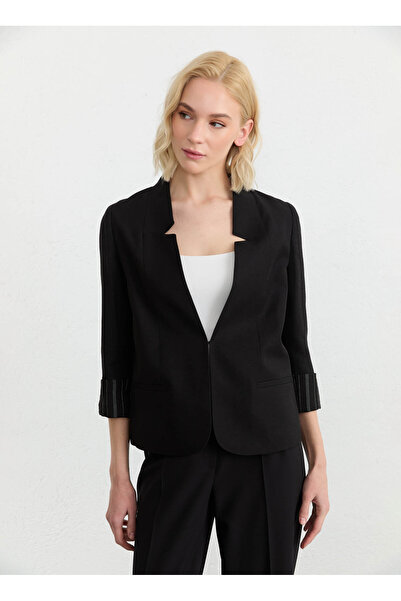 Selen Siyah Kadın Standart Fit Çizgili Ceket 26YSL1605