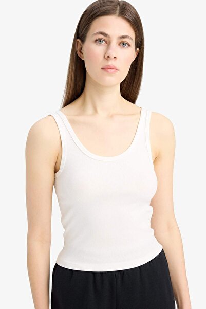 DeFacto Slim Fit Basic Plain Round Neck Corded Fabric Ribbed Knit Undershirt ...