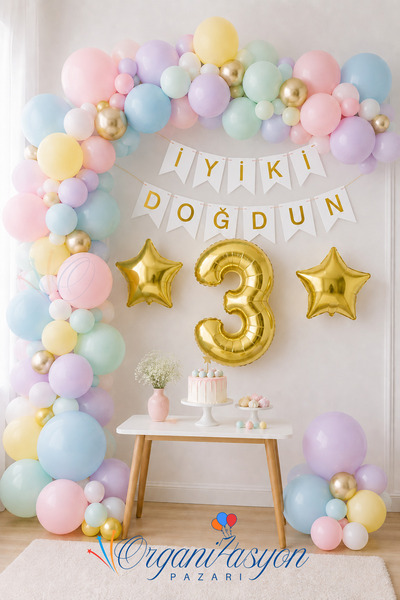 Organizasyon Pazarı 3 Year Old Birthday Set with Happy Birthday Written Macar...
