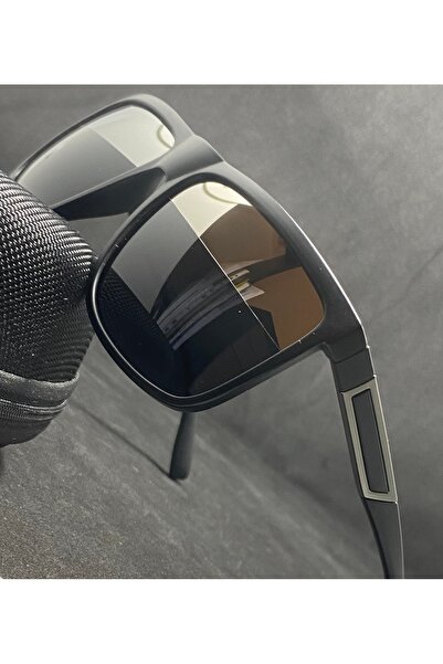 Sunglasses Unisex Black Sunglasses, Matte Frame, Smoke Lenses, Modern Casual ...