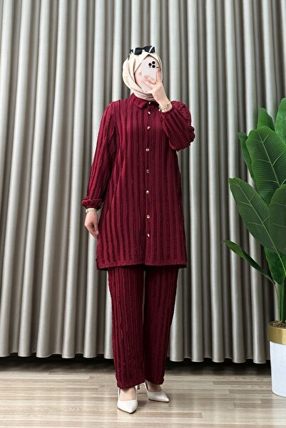 ALYA HÜSNA TAKIM Vişne Sevecen Kumaş Kadın Boydan Açılabilir Düğmeli Pantolon...