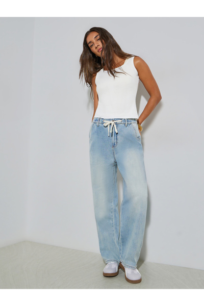 Styli Women Wide Leg Mid Rise Jeans with Drawstring