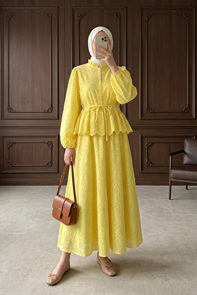 MODAQU Lined, Elastic Sleeves, Scalloped Yellow Linen Suit