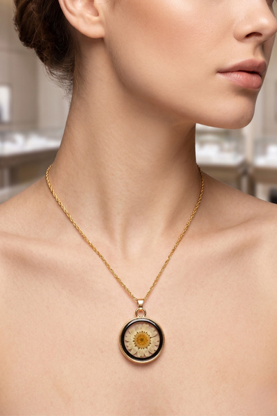 PETEK AKSESUAR Dried Real Daisy Chain Necklace