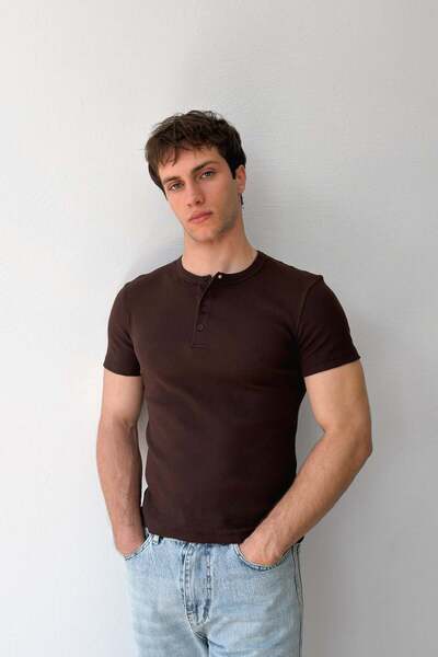 Flaw Wear Buttoned Corduroy T-Shirt
