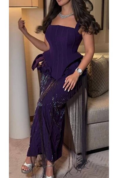 CN Very luxurious dress in purple color