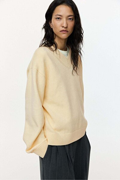 H&M سترة برقبة على شكل حرف V
