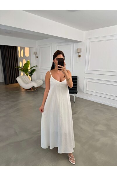 Elif Özbey Butik Beyaz İp Askılı Çan Elbise
