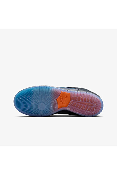 Nike SB Dunk: Şıklık ve Konforu Bir Arada 🏆