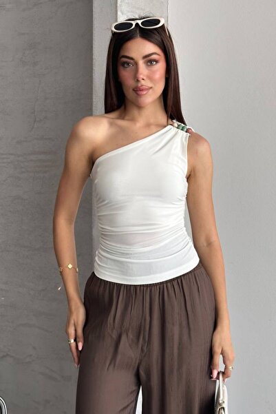 aura7 collection One-Shoulder Blouse with kg Colorful Bead Accessories