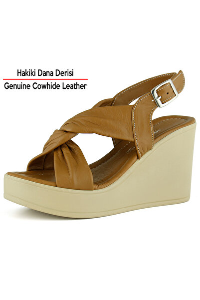 Erkan Saçmacı Monica Taba Hakiki Dana Derisi Çapraz Burgulu Dolgu Topuklu Slingback Sandalet