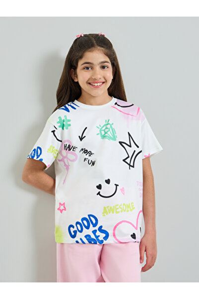 Styli Teen Girls Graffiti Print Oversized T-Shirt